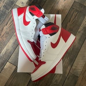 Jordan 1 High Heritage